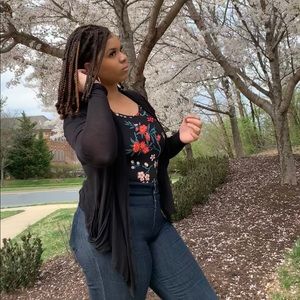 Meet your Posher, Kayana